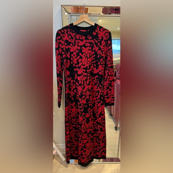 Hugo boss Maxi sweater dress medium - Picture 3 of 8